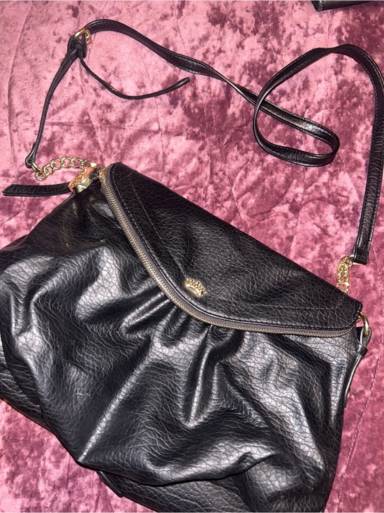 Juicy Couture Handbags - Juicy Couture Black Leather Shoulder Bag with Gold Hardware